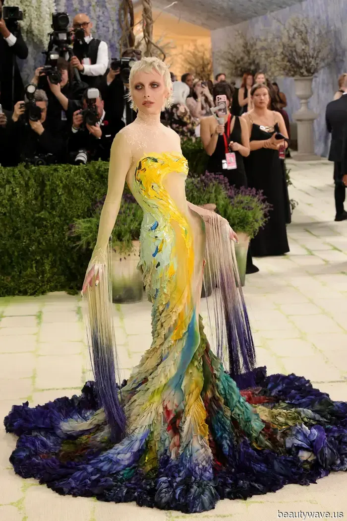 The 2026 Met Gala Red Carpet Outfits That Took Our Breath Away