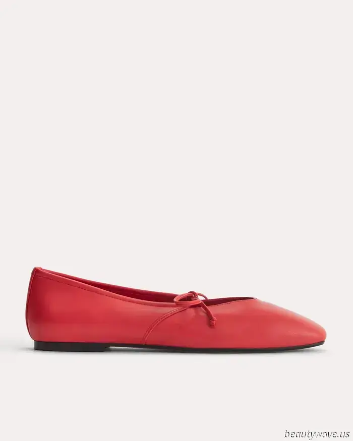 Dimentica le ballerine nere — indossando questo colore di scarpe con gli abiti riceverai più complimenti.