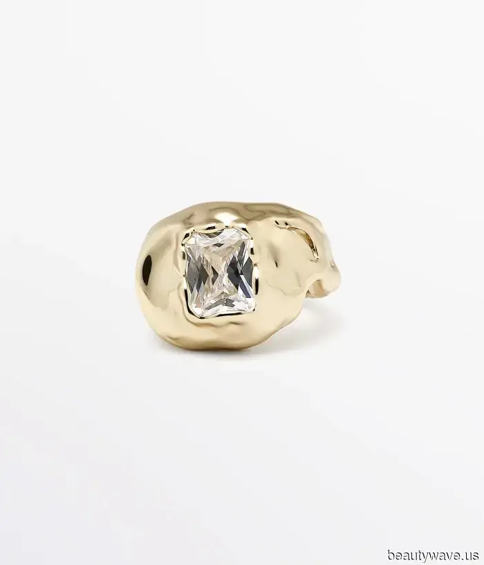 I’m declaring that these are the only contemporary jewelry brands you should keep an eye on.