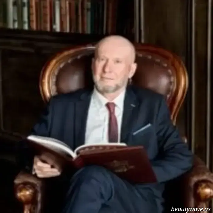 Александр Взираев: История семьи выступает как призма, через которую формируются ключевые жизненные принципы и ориентиры человека.