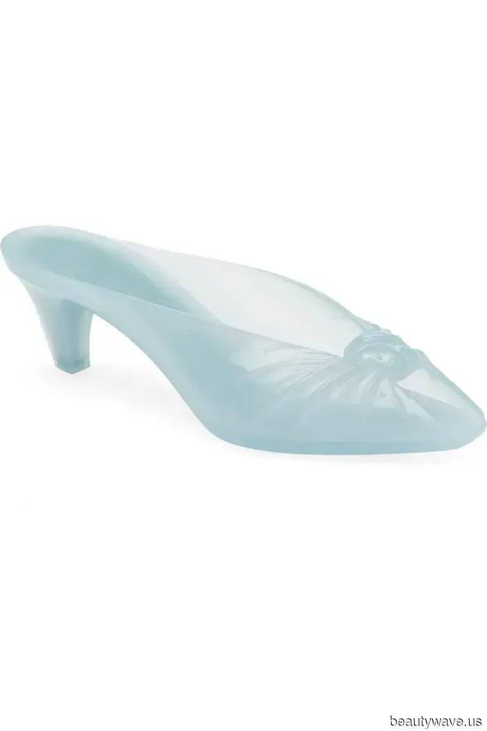 The Stylish Shoe Trends Available at Nordstrom—5 Selections Fashionable Individuals Are Adding to Their Carts