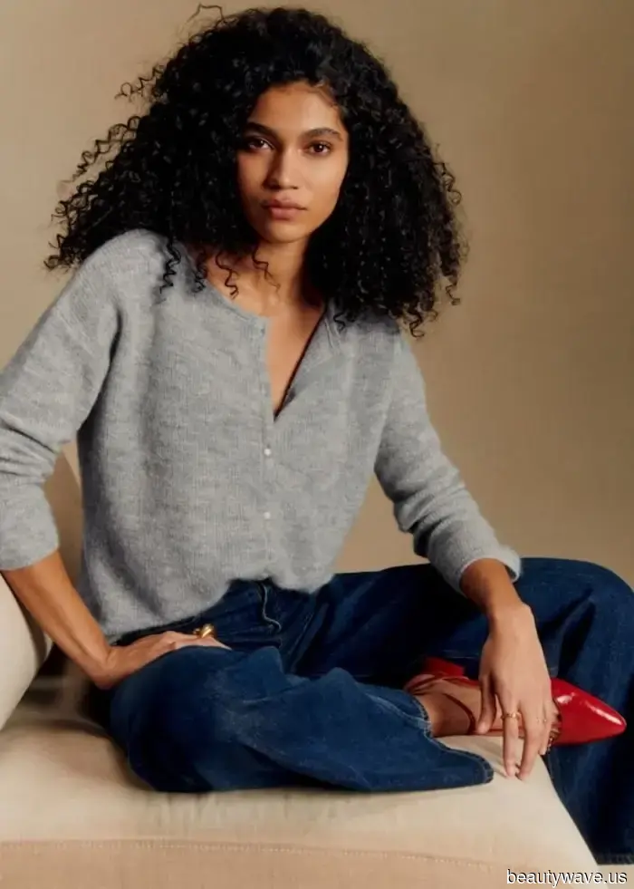 It's a fact: French women are exchanging their red cardigans for this trending staple knit.