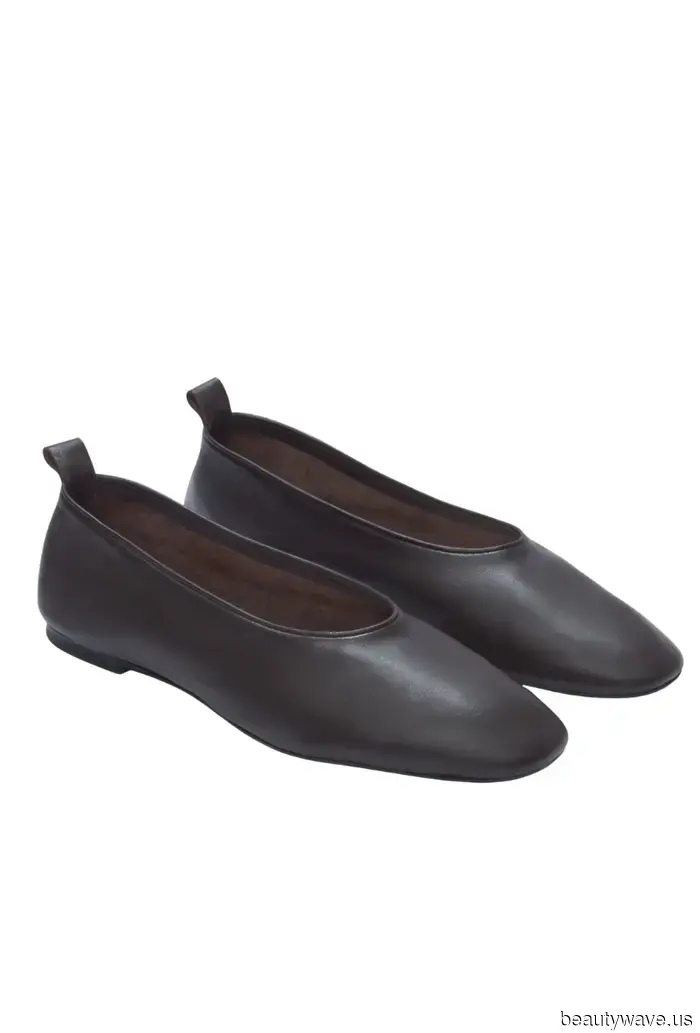 Forget sneakers—stovepipe jeans look best when paired with this, this, and this.