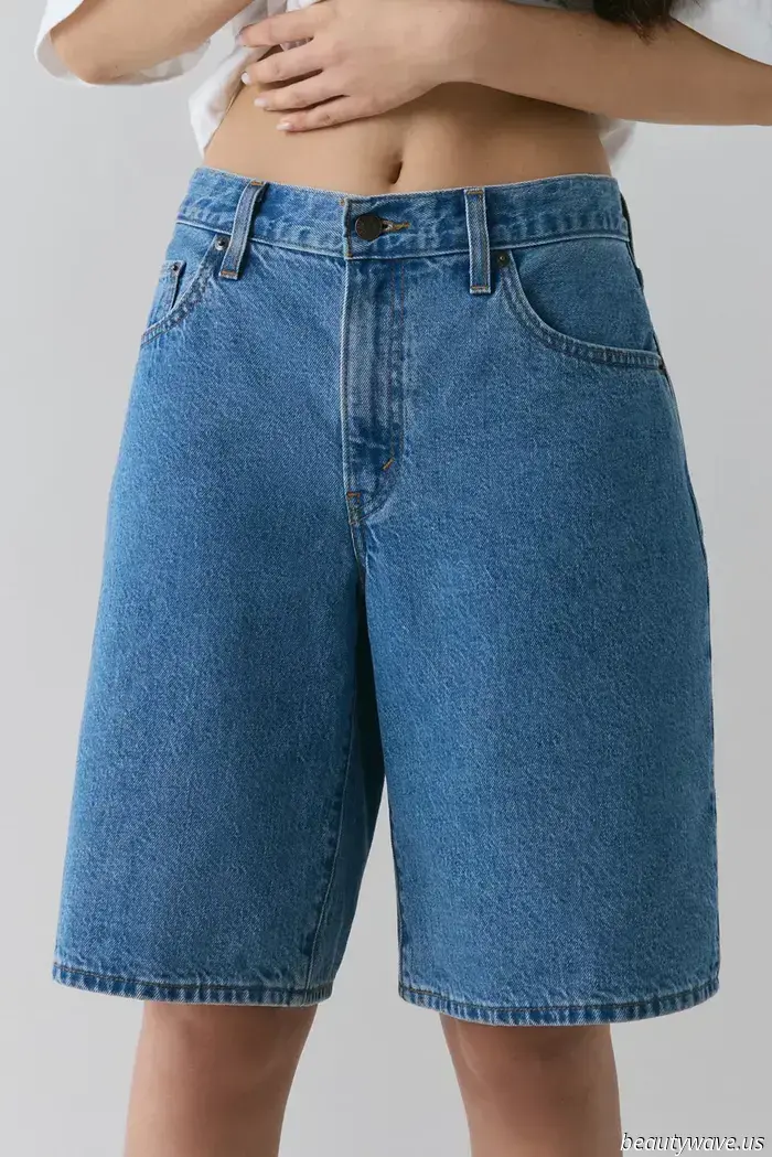 French Women Are Choosing This Trendier Yet Controversial Style Over Linen Shorts