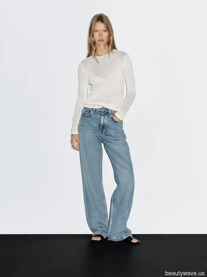 De repente, todos con buen gusto están combinando estas 7 tendencias de punto con jeans, faldas y leggings.