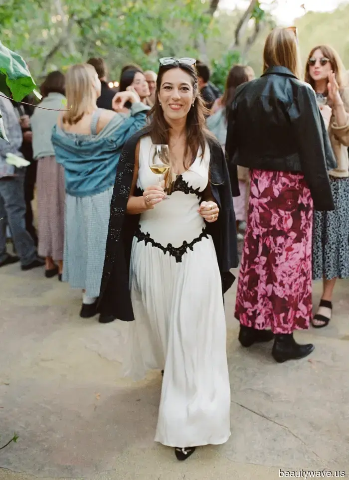 A Blush Wiederhoeft gown and a "Haunted Saloon" after-party made this California wedding truly unforgettable…