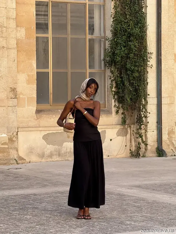 If You Want to Achieve a Parisian Look, Purchase These 7 Summer Items and Style Them This Way