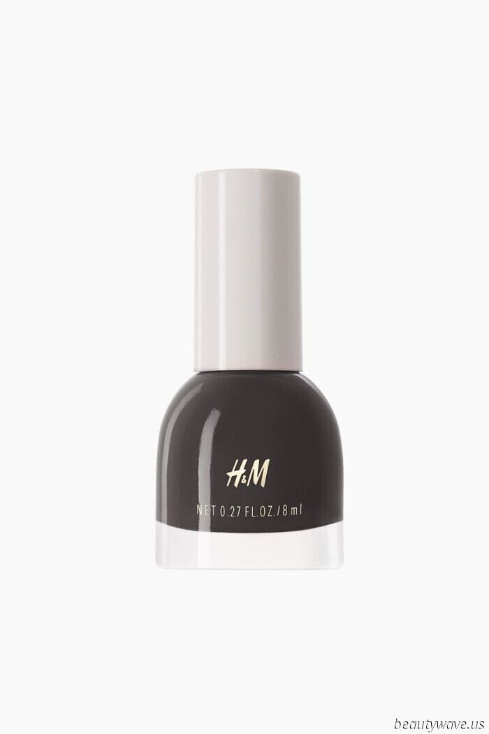 You Heard It Here First—Here Are the 6 Leading Summer Nail Color Trends for 2025.