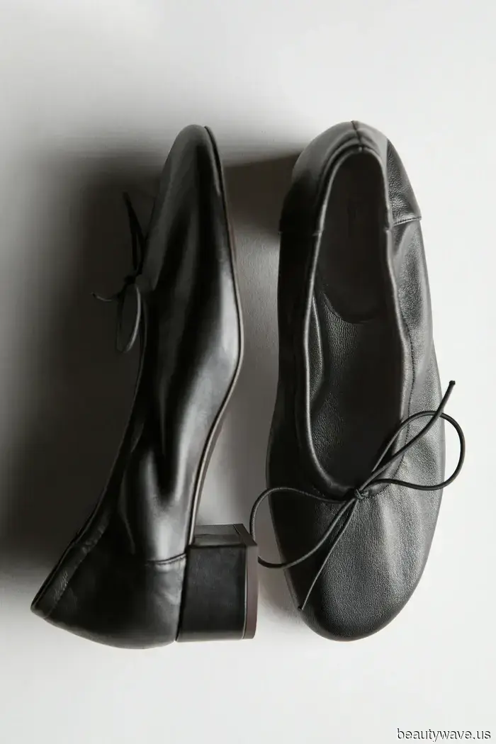 Skip the jeans—I believe that flip-flops and ballet flats appear most stylish when matched with this summer trend.