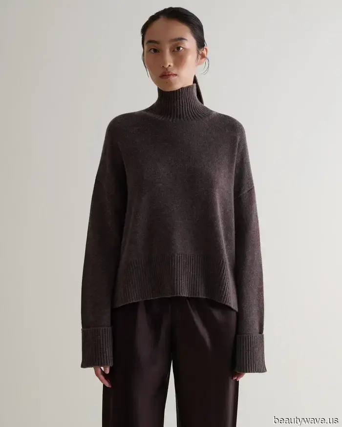 Dieser elegante High-Street-Cardigan war letztes Jahr mehrfach ausverkauft&mdash;jetzt ist er in einem noch schickeren Farbton zurück.