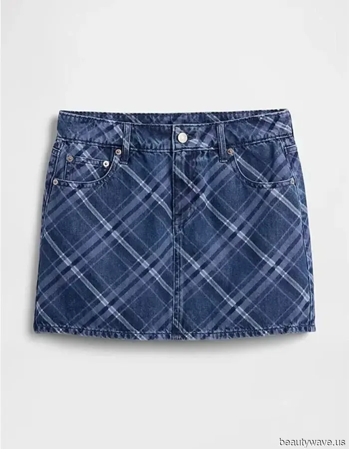 Chic Parents from Tokyo to Paris Showcase Their Everyday Outfits That Function Well