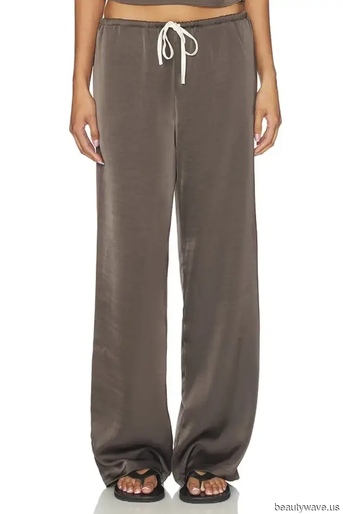 Non Jeans&mdash;Questi Pantaloni Renderanno Ogni Outfit Autunnale Molto Più Cool