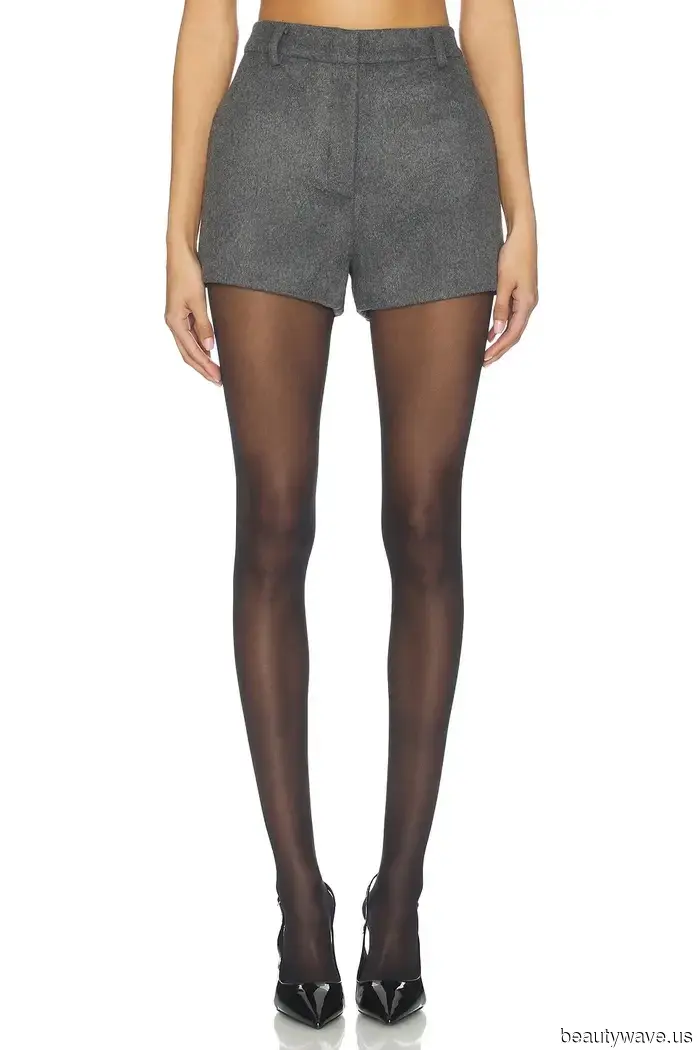 Every Stylish Girl Is Already Rocking This Chic Outfit Pairing for Spring.