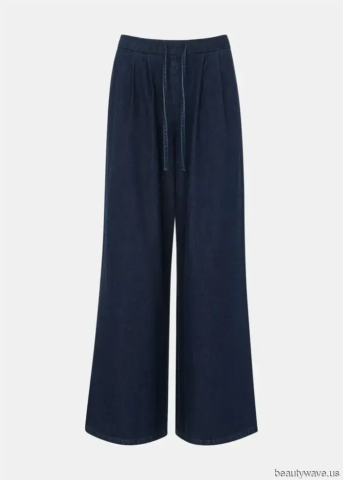 This Dark-Denim Trend is Returning This Autumn—5 Ways Fashion Aficionados are Styling It Now