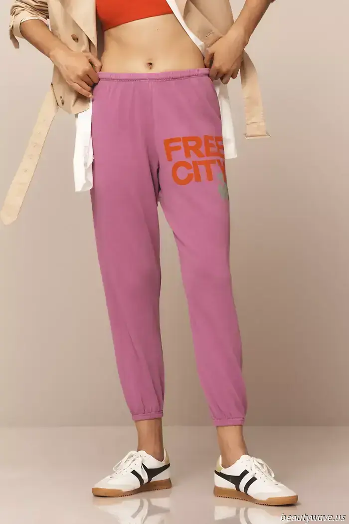 A Black Amex, flip-flops, and this "outdated" pant trend—introducing Mary-Kate Olsen's summer in the Hamptons...