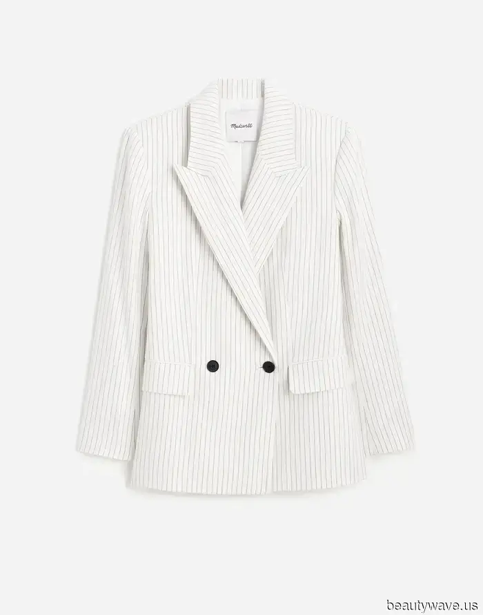 Don't overanalyze your next outfit—simply put on this basic piece to enhance your jeans.