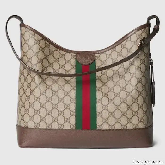 Sienna Miller hat gerade bestätigt, was ich vermutete — Guccis Giglio-Tote ist die Tasche der Saison.