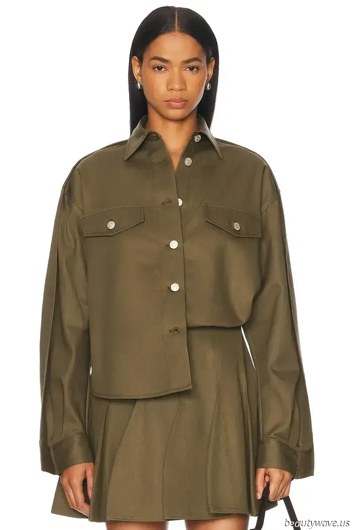 It's Official: Fashion Enthusiasts in NYC Are Crazy About This Non-Denim Skirt Trend.