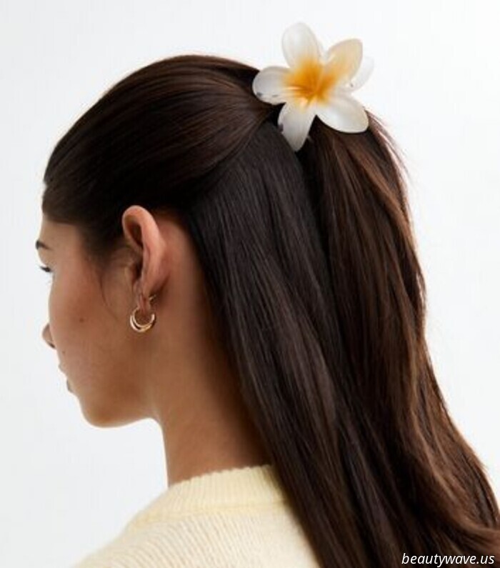 My Hair Struggles in Hot Weather—15 Humidity-Resistant Styles I’m Saving for Summer