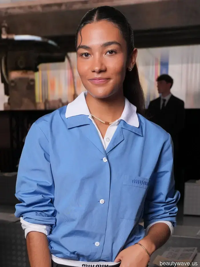 Olivia Dean's Beauty Styles Capture the Essence of Rom-Coms: 9 Instances That Won Our Hearts.