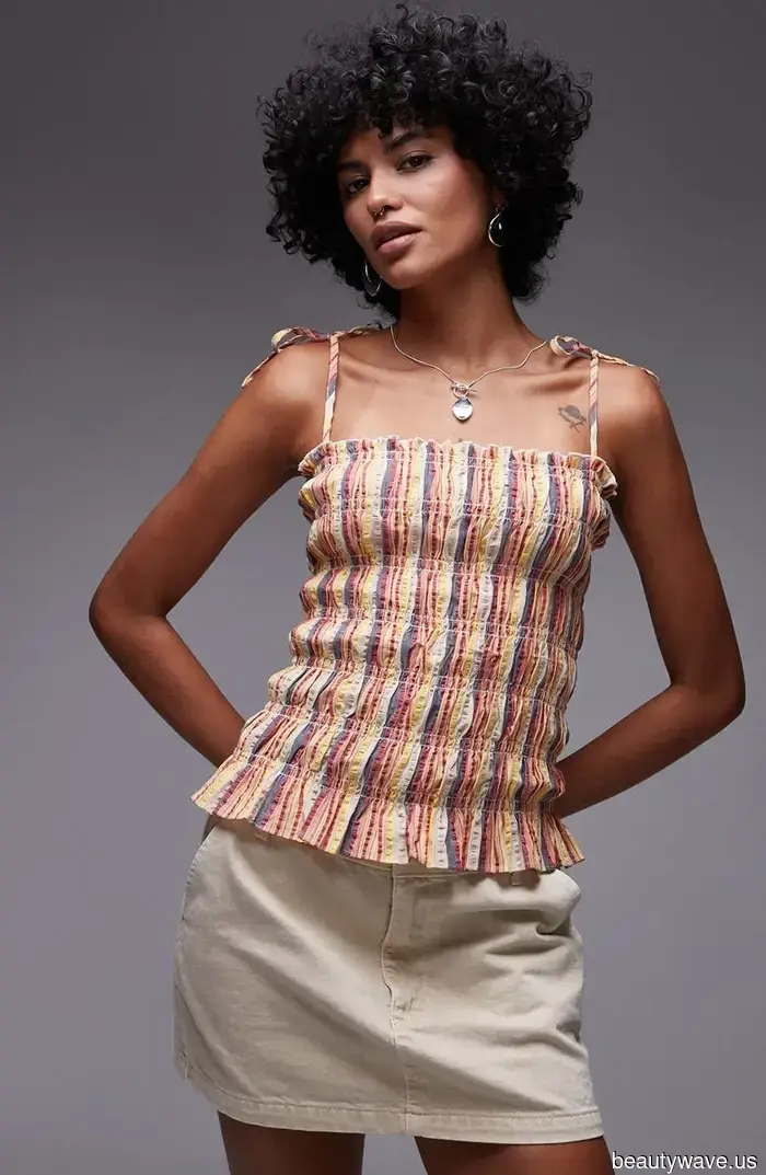 People are avoiding basic white tank tops in favor of a trend that enhances outfits significantly.