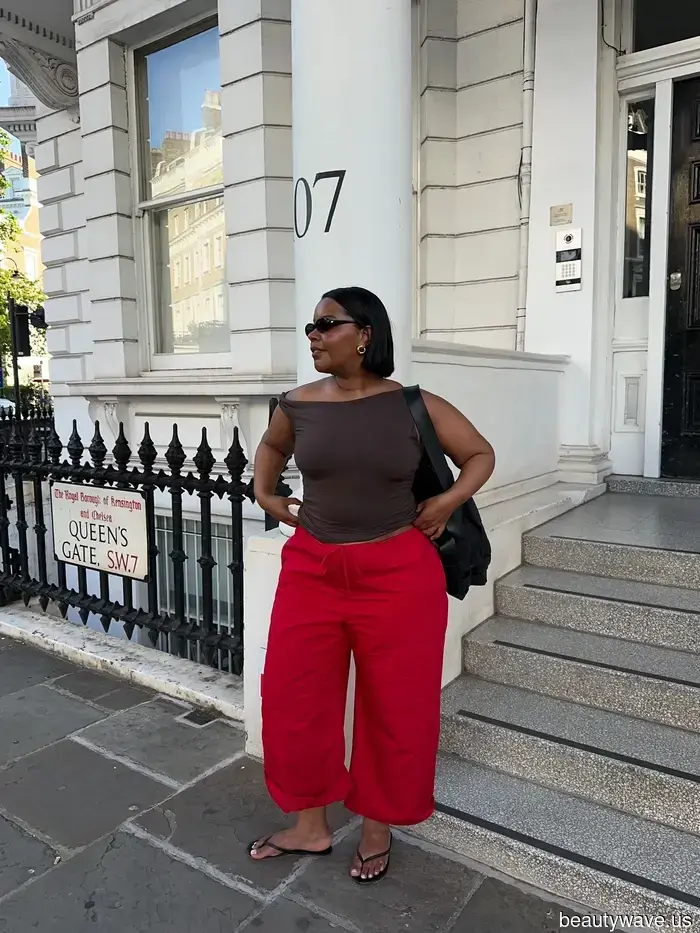 If you're feeling stuck in a fashion rut, check out these 7 simple outfits that style enthusiasts are sporting at the pub this summer.