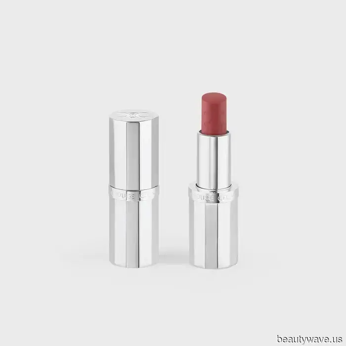 Celines neue Lippenbalsame sind so &lsquo;90er-Jahre-Supermodel-codiert&mdash;der Farbton, den ich ununterbrochen trage