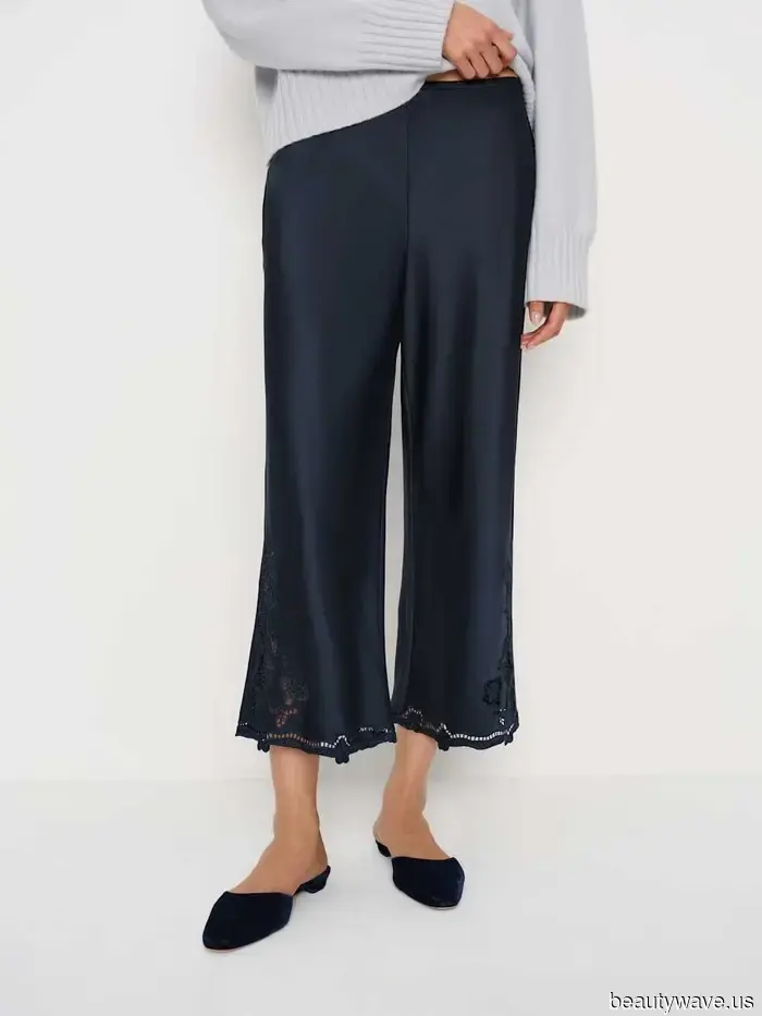 Statt Ballerinas tragen schicke Frauen cropped Flared Jeans mit diesem französischen Schuhtrend.