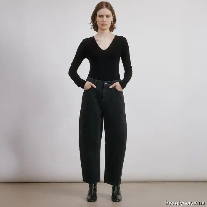 Certainly, while all shoes pair well with black jeans, these five colors stand out as the most visually appealing.