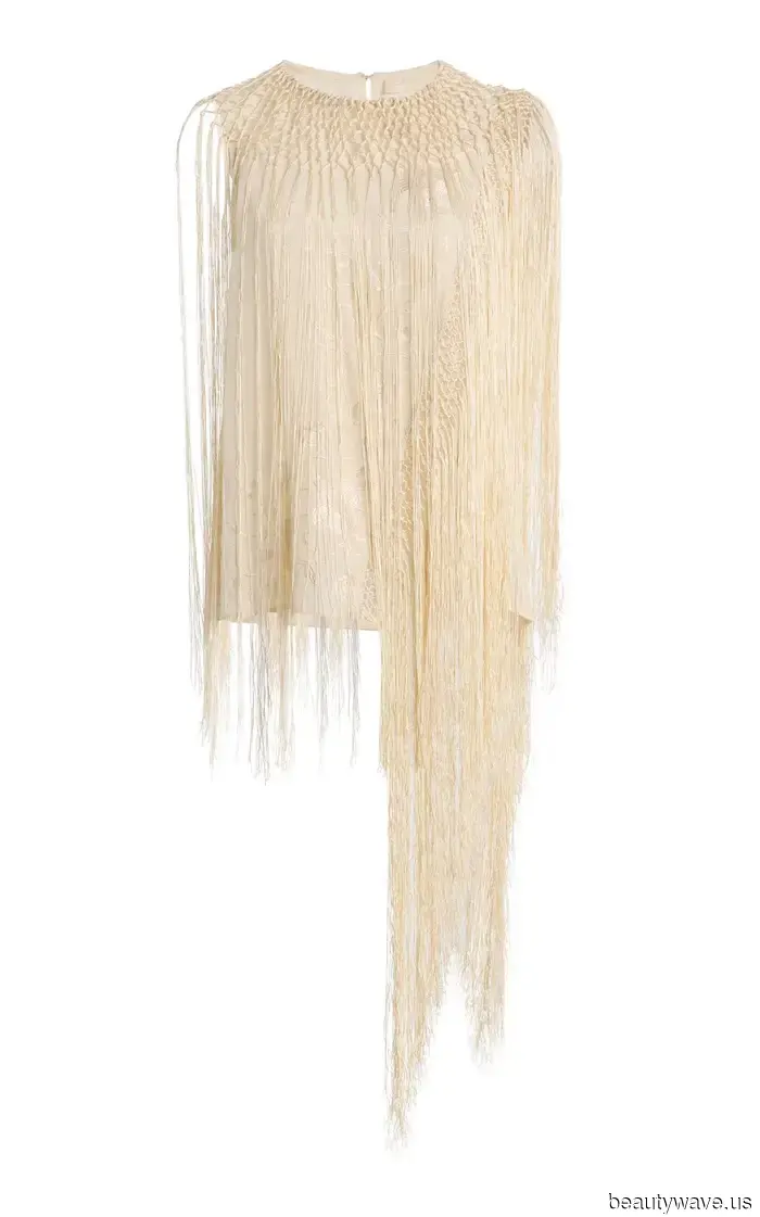 Questo top alla moda ha reso i pantaloni basic di Nicole Kidman così eleganti a New York.
