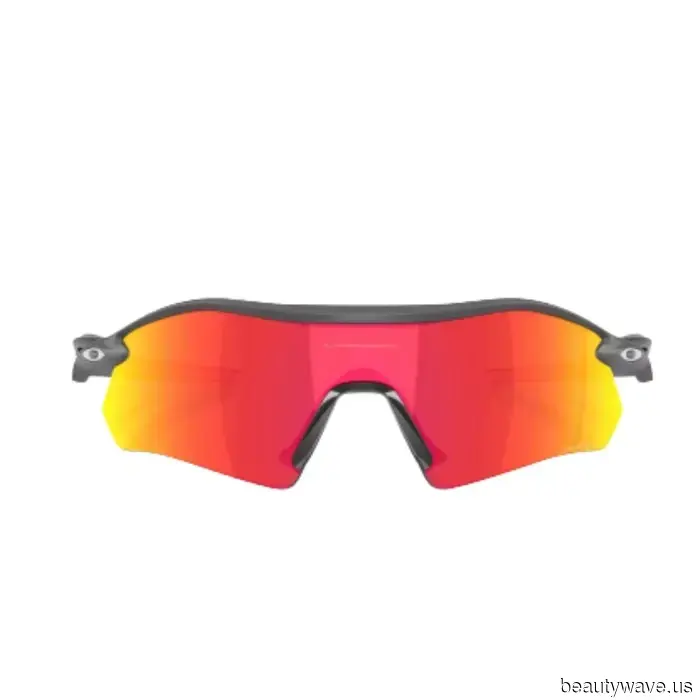 To Me, Love Me—54 Gift Ideas for Gen Z Approved by Editors