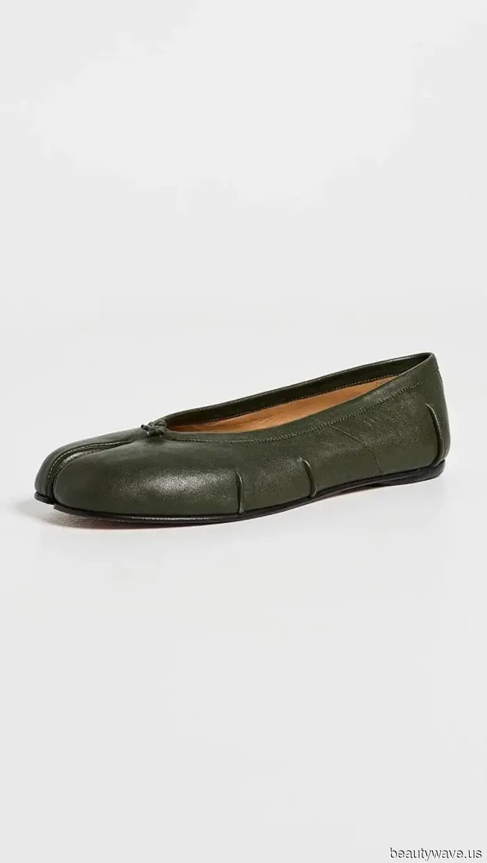 The new Fall 2026 footwear is arriving, and I'm completely confident that these 33 styles will be sold out.