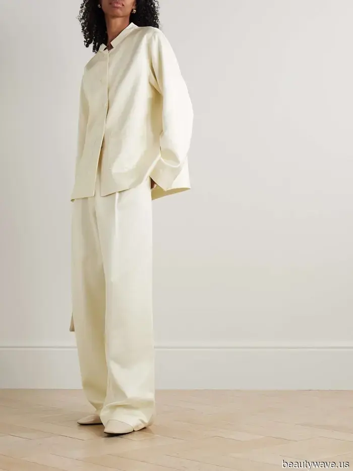 Not Jeans, Not Linen—This Is the High-End Trouser Trend That Enhances the Elegance of Every Outfit.