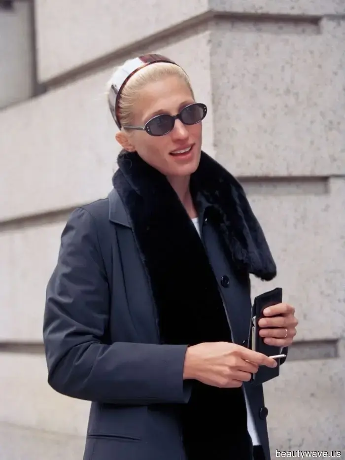 From French Pins to Lace Scarves, These Chic Hair Accessories Are Taking Over This Spring.