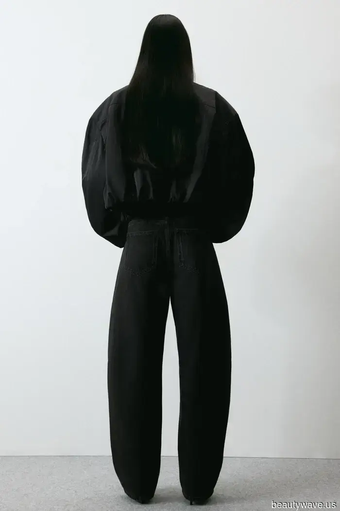 Every fashionable individual I know has a pair of M&S jeans—this is the chic look I frequently wear.