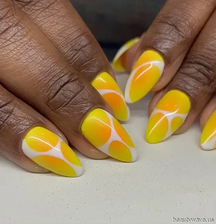 Oh, They’re Totally Back—17 Beautiful Nail Designs That Make This "Old-Fashioned" Mani Feel So 2025
