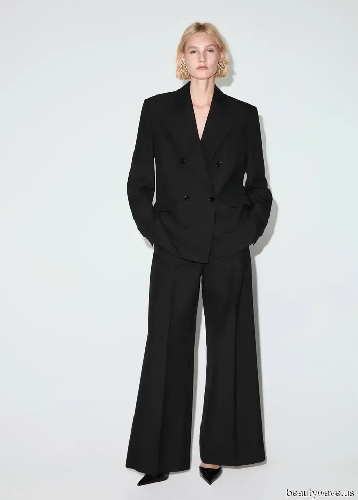 Pause on the Ankle Boots for a Moment—Every Luxe Winter Outfit I’ve Collected Highlights This Boot Trend…