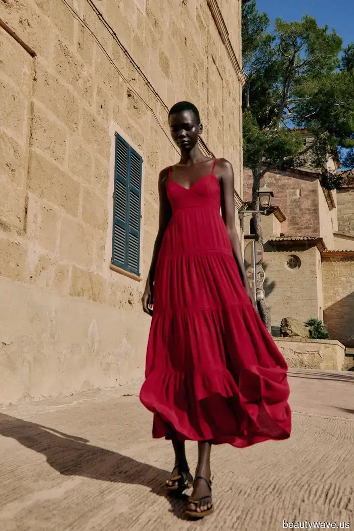My friends often inquire about how I manage to make Zara pieces appear luxurious—here are 5 stylish summer capsule wardrobe essentials that I can't recommend enough.