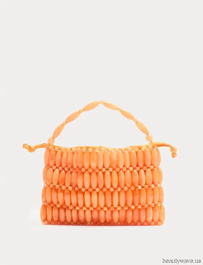 Se vuoi apparire ricco e alla moda ma senza sforzo a un matrimonio all'estero, hai bisogno di queste 5 semplici idee per l'outfit.