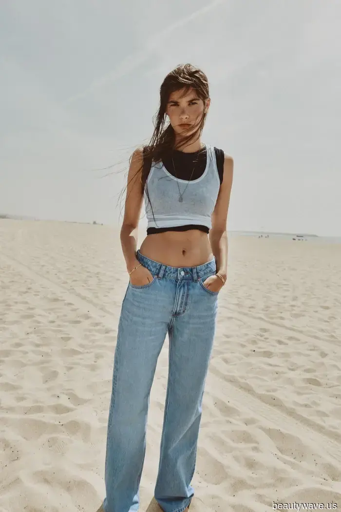 Minimalists Concur: Knitwear Pairs Best with This '90s Denim Style