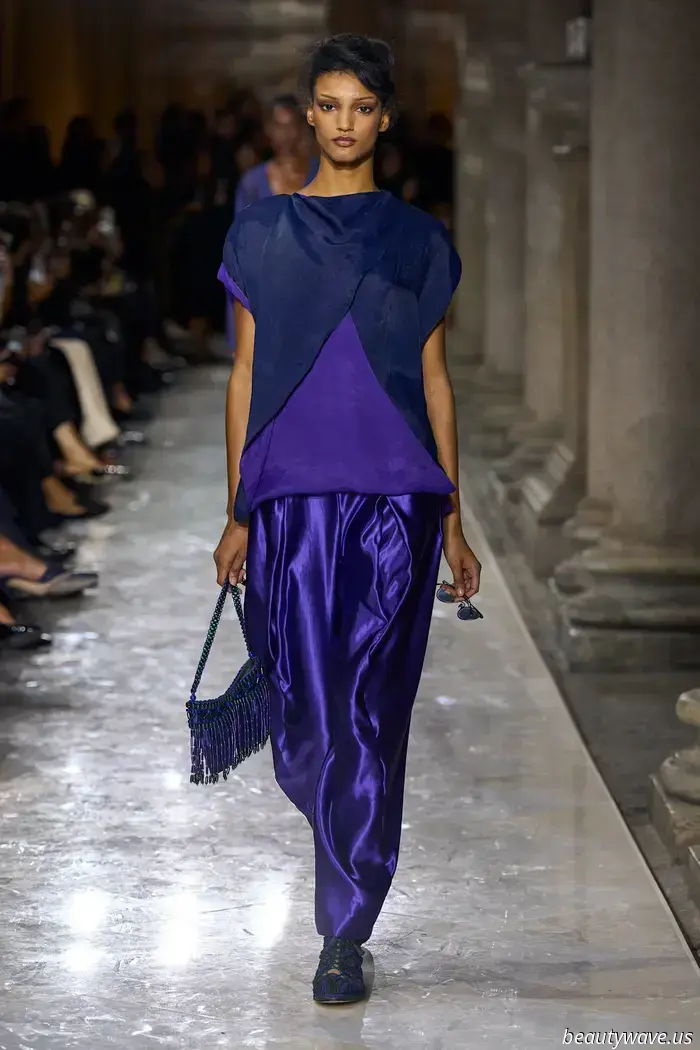 Giorgio Armani's 50th—and final—collection paid tribute to the legacy of the late designer.