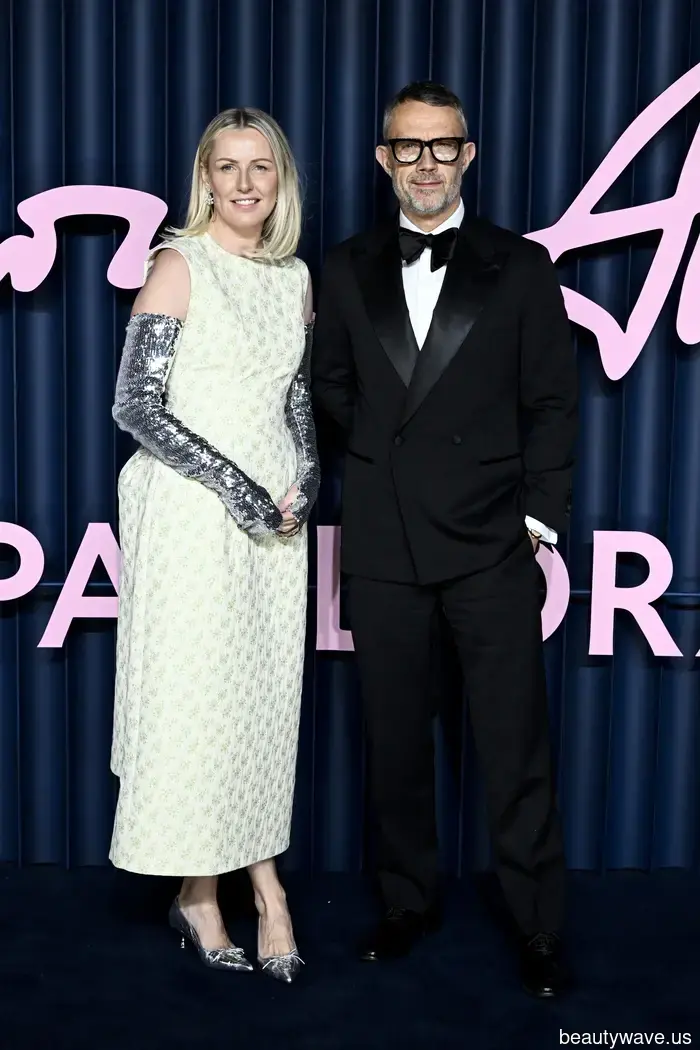 Алекса! Сиенна!&mdash;Самые потрясающие образы с красной дорожки Fashion Awards