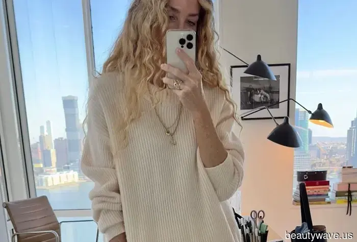 J.Crew è un favorito degli editor per i capi essenziali del guardaroba&mdash;Ecco i pezzi in saldo che vale la pena vedere