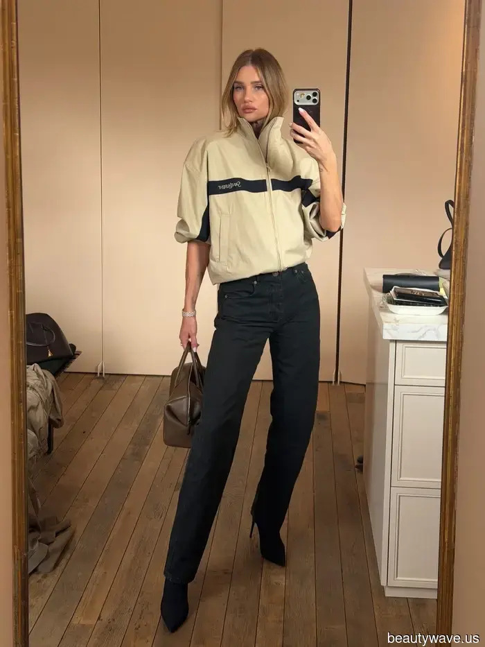 Instagram has officially confirmed it: This sleek, minimalist bag from The Row is on its way to achieving cult status.