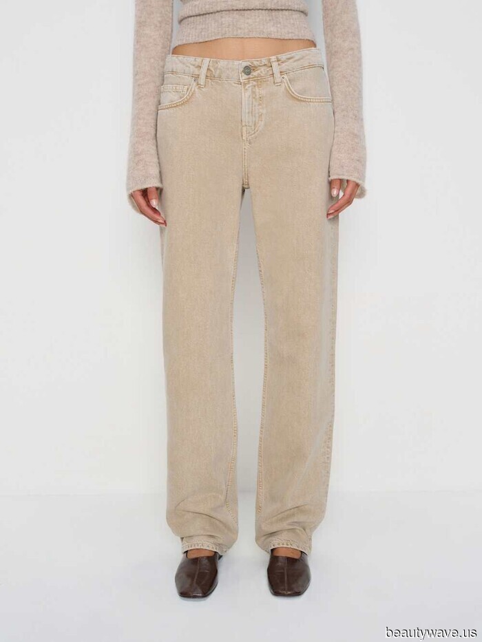 Not Slim, But Not Baggy—6 Fresh (and Trendier) Spring Jeans Styles People Are Embracing Instead