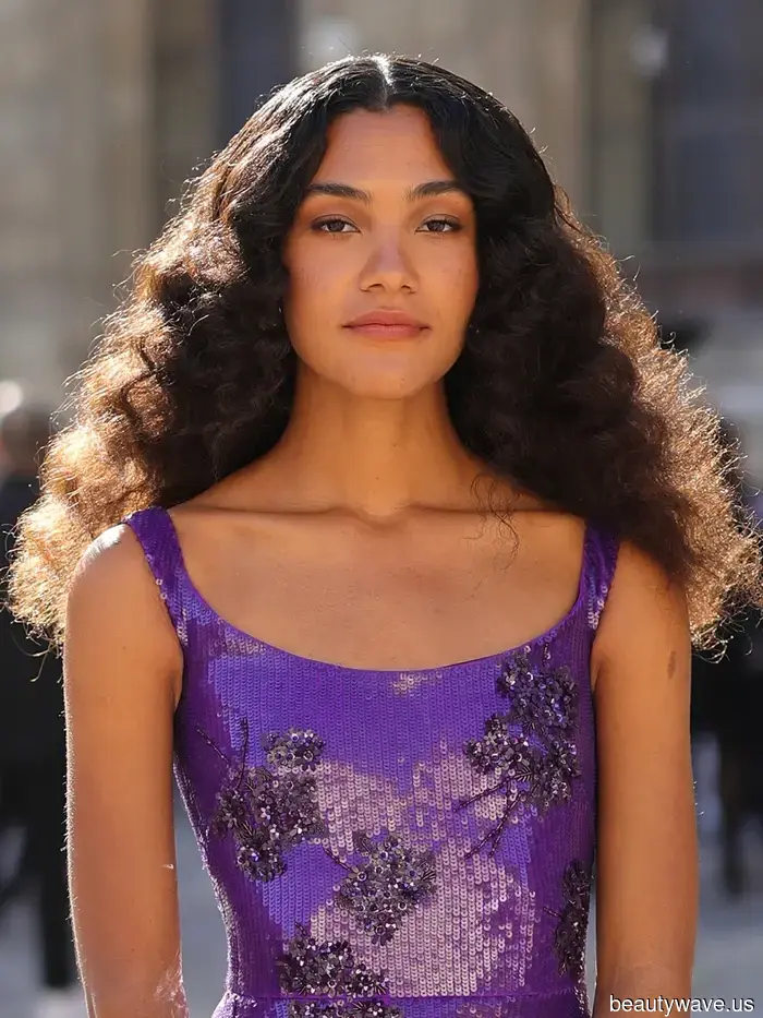 Olivia Dean's Beauty Styles Channel Ultimate Rom-Com Vibes: 9 Instances That Captivated Us