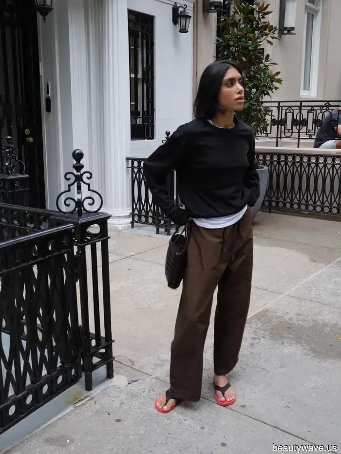 These $98 drawstring pants are a staple in the transitional wardrobe of every It Girl in L.A. and NYC.
