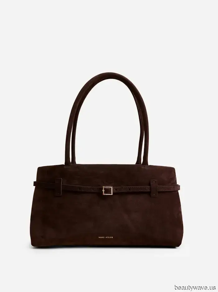 As a Fashion Editor residing in Paris, here are 7 chic items that fashionable French women will depend on this autumn.