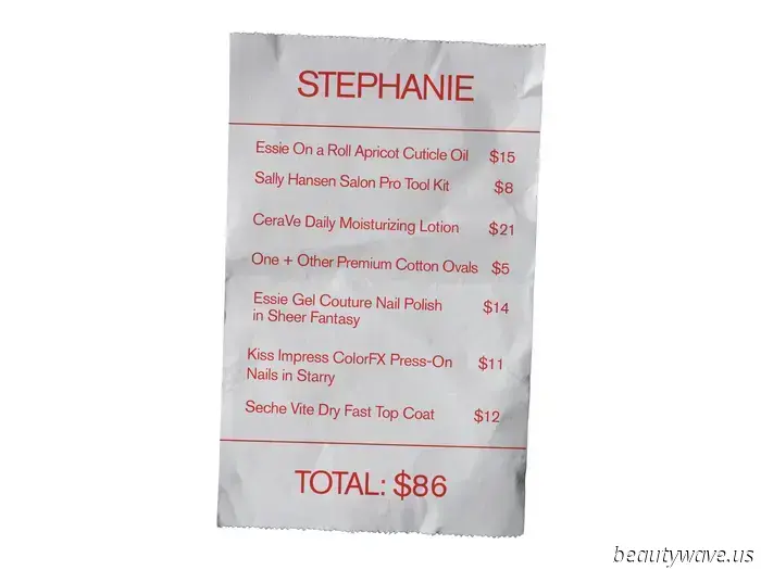 La nail artist di Charli XCX dice che questi 7 prodotti da farmacia o supermercato sono la chiave per ottenere una manicure degna di un salone.