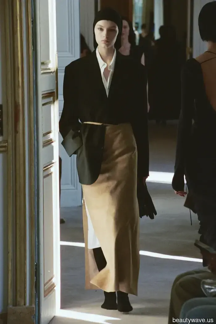 Apologies to my 10-Deniers—The Row persuaded me to choose these "outdated" winter tights instead in 2026.